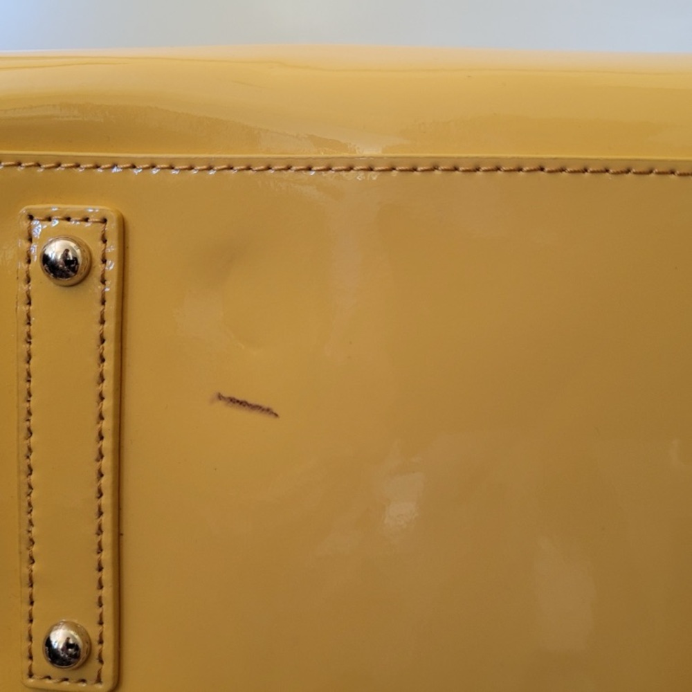 Dooney and Bourke Patent Leather Purse - Picture 4 of 7